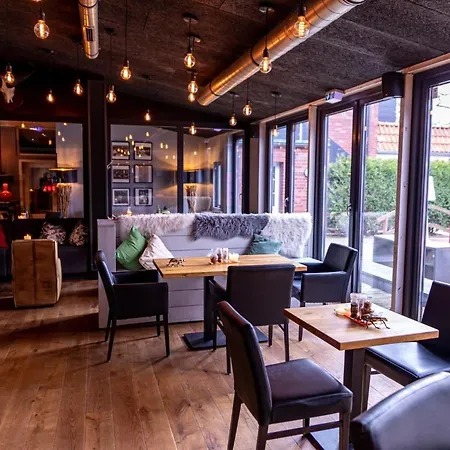 Kroegers Hotel 3*