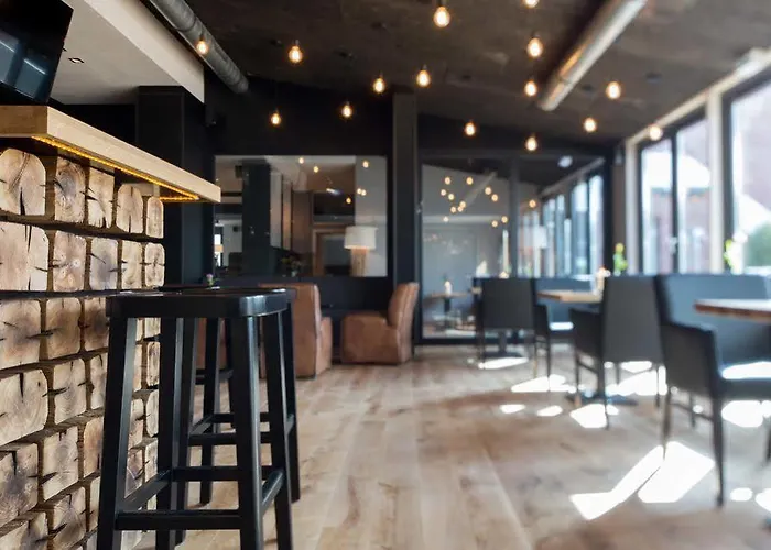 Отель Kroegers Эзенс